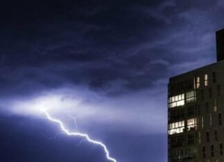 На Чернігівщину насуваються грози, шквали та град: оголошено жовтий рівень небезпеки