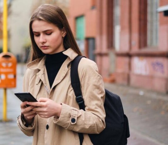 Неизвестные «похитили» 12-летнюю девочку и потребовали выкуп: полиция раскрыла неожиданную аферу