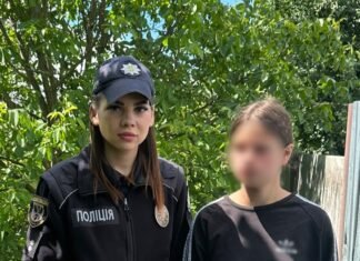 Загубилися у Чернігові та Борзні: поліція повернула батькам трьох дітей