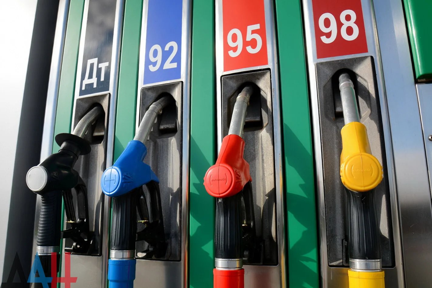 Цены на нефть резко выросли: как отреагировали украинские АЗС 4 июня