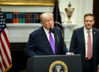 «Украина не продержалась бы и дня-двух»: Трамп отреагировал на письмо Зеленского к Путину (видео)