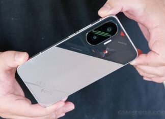Смартфоны c мощным процессором вдвое дешевле флагманов: топ-3 модели 2026 года