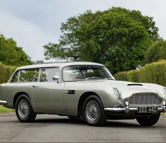 Их всего 12: необычный 60-летний универсал Aston Martin оценили в 1,3 миллиона долларов (фото)