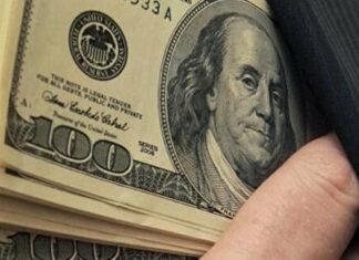 На Чернігівщині затримали адвоката, який за $80 тис. обіцяв вплинути на суд і закрити кримінальну справу