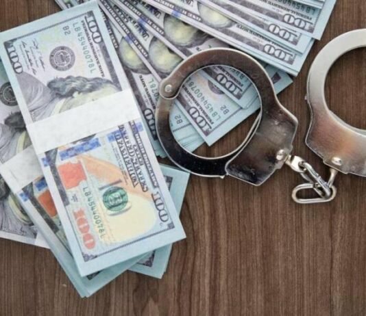 Прокурор з Чернігівщини уникнув реального ув’язнення у справі про хабар: перерахував 2,5 млн грн на ЗСУ