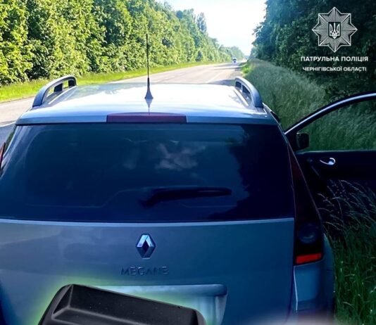 На Чернігівщині п’яний водій із 3,7 проміле намагався відкупитися від патрульних