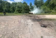 Показали фото наслідків атаки російських дронів по Чернігову
