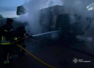 Пожежа на підприємстві та удари по енергетиці: наслідки атаки на Чернігівщину