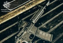 У Чернігові чоловік ходив містом з іграшковим автоматом: перехожі викликали поліцію