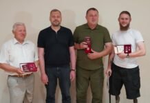 Медики, волонтери, рятувальники та старости: хто з жителів Чернігівщини отримав державні нагороди