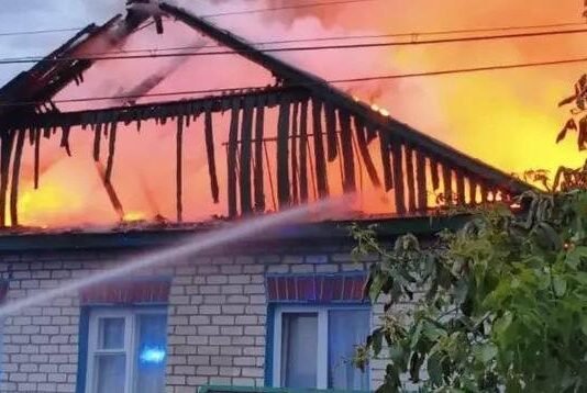 Росіяни атакували Чернігівщину: поранені люди, пошкоджені будинки, підприємство та енергооб’єкти