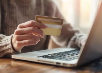 У Чернігові шахраї оформили на жінку два кредити на понад 37 тисяч гривень