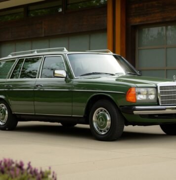 Жертва землетрясения: 47-летний Mercedes W123 продают по цене нового «Гелендвагена» (фото)