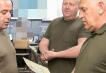 На Чернігівщині нагородили військових, які цілодобово захищають небо області