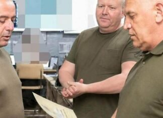 На Чернігівщині нагородили військових, які цілодобово захищають небо області