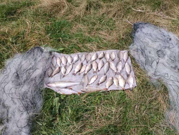 Двома сітками впіймав 35 рибин: на Чернігівщині затримали браконьєра
