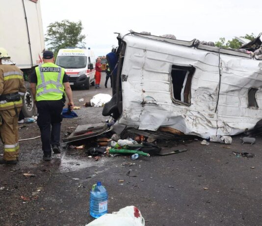 На Миколаївщині оголосили підозру водієві, який спровокував ДТП із 12 загиблими.