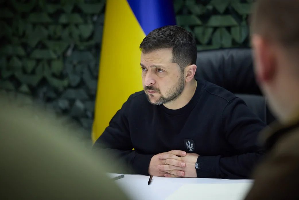 "Сибір теж досяжний для української влучності" — Президент про ураження дронами FP-1 НПЗ в Омську