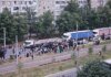 У Львові на Сихові натовп намагався "визволити" чоловіка від працівників ТЦК під вигуки "ганьба". Мер відреагував