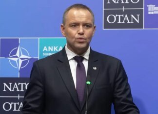 Нам не вдалося вирішити історичні питання — Навроцький після зустрічі з Зеленським