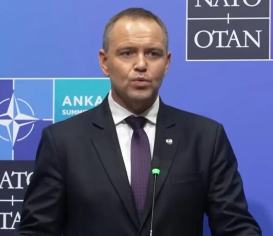 Нам не вдалося вирішити історичні питання — Навроцький після зустрічі з Зеленським