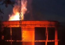 Ворог завдав удару по Одещині, виникла пожежа на підприємстві