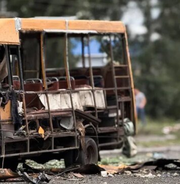 Ворог вдарив КАБами по Сумах, загинуло четверо людей — ОВА