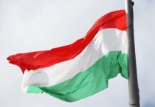 Режим Орбана зникає на тлі усунення президента Угорщини — Bloomberg