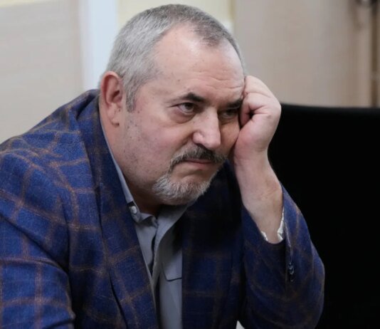 російського опозиціонера надєждіна засудили, що позбавило його права балотуватися до держдуми