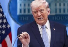Трамп не змінює стратегію щодо Ірану попри загибель американських військових