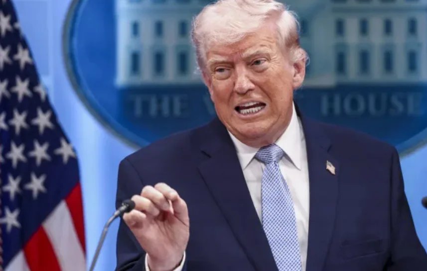 Трамп не змінює стратегію щодо Ірану попри загибель американських військових