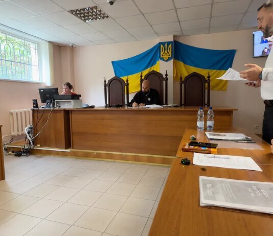 Обвинувачений у медичній недбалості лікар Odrex вимагає проводити судові засідання у справі про смерть Аднана Ківана раз на місяць