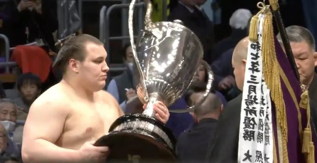 Український сумоїст Явгусишин втретє виграв Кубок імператора в Японії
