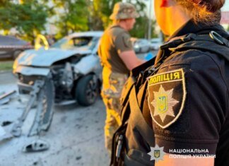 В Одесі вдруге за день вибухнув автомобіль, водій загинув на місці, пасажирка дістала поранення — поліція