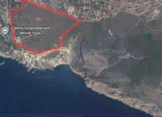 У Севастополі після серії вибухів спалахнула пожежа, повідомляють про детонацію