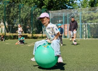 Три десятиденні зміни: у Чернігові працюватимуть літні клуби для дітей та підлітків