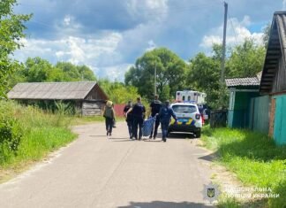 Була у лісі майже дві доби: поліція Чернігівщини розшукала зниклу пенсіонерку