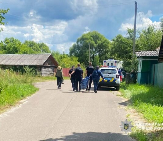 Була у лісі майже дві доби: поліція Чернігівщини розшукала зниклу пенсіонерку
