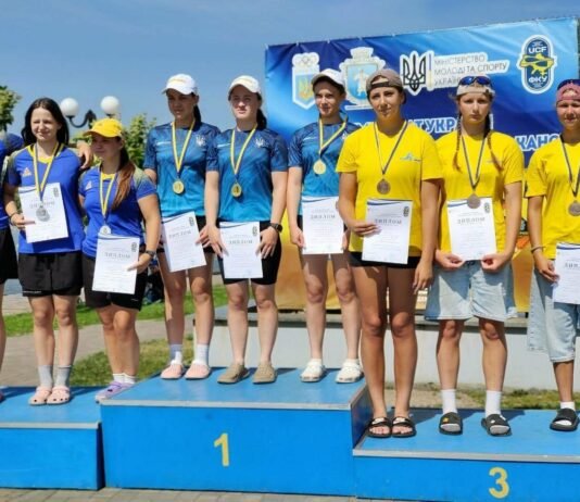 Чернігівські спортсменки здобули низку призових місць на чемпіонаті з веслування
