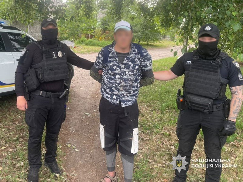 У Прилуках на Чернігівщині затримали підозрюваного у наркоторгівлі, йому загрожує до 10 років тюрми