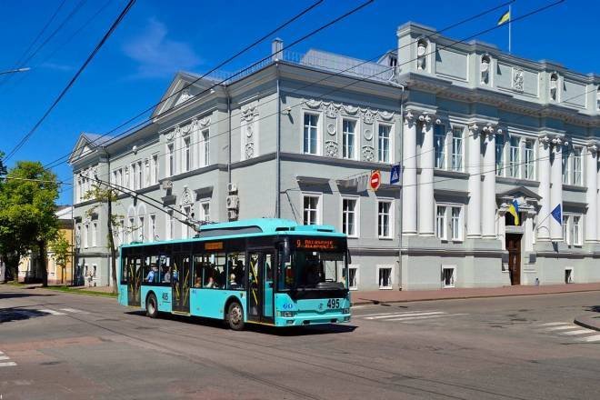 Оштрафували ветерана: управління транспорту відреагувало на інцидент у чернігівському тролейбусі