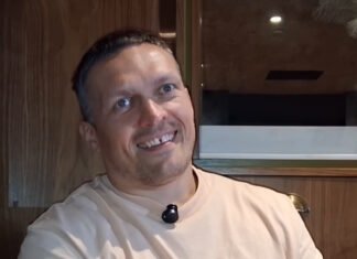 «Я тоже ждал»: Усик прокомментировал отказ от чемпионских поясов