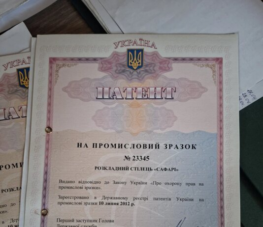 Будні унікальної меблевої фабрики “Берест”: репортаж з прикордоння Чернігівщини