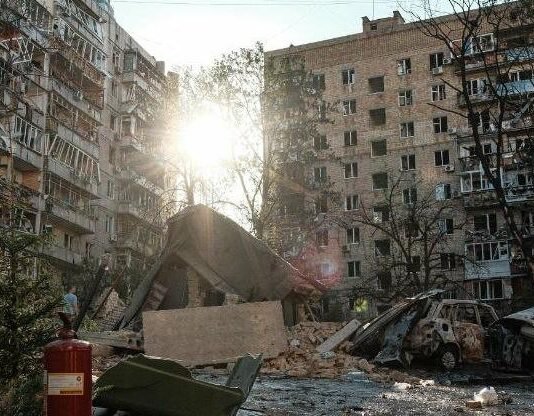 Масована атака на Київ: 13 загиблих, понад 30 поранених, рятувальні роботи тривають