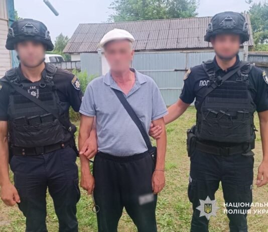 На Чернігівщині у чоловіка вилучили протитанкові гранатомети, ручні гранати та майже тисячу набоїв