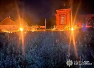 Російський дрон атакував територію церкви на Чернігівщині: пошкоджено фасад та вікна