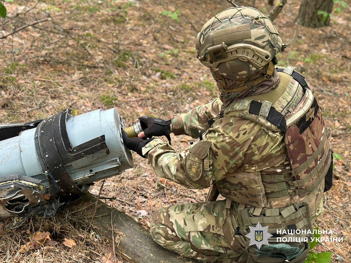 У лісовому масиві Чернігівського району знайшли два російські дрони
