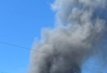 Містянам радять зачинити вікна та не виходити: що відомо про вибухи у Чернігові