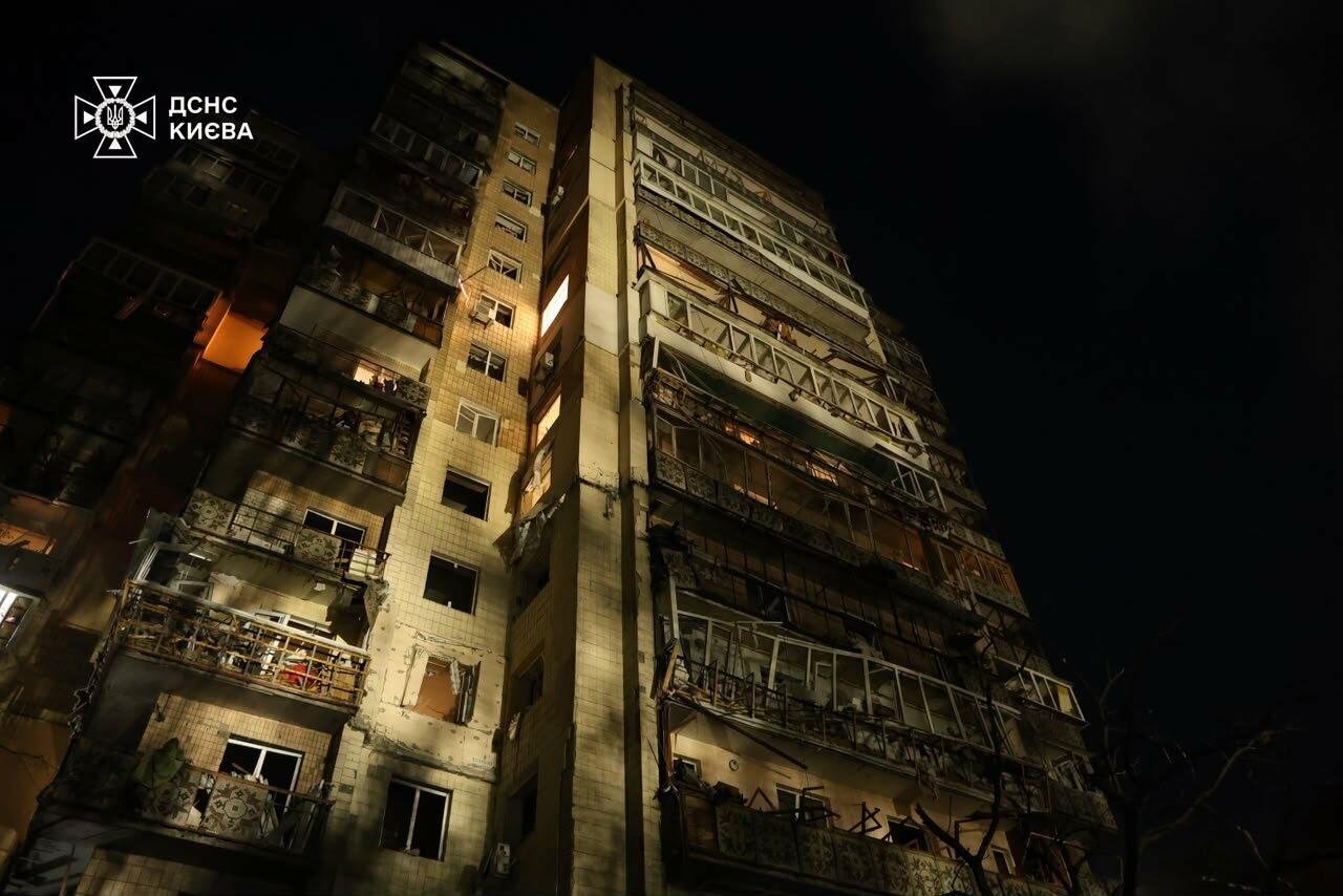 Понад 40 ракет: ворог здійснив наймасштабнішу атаку на Київ