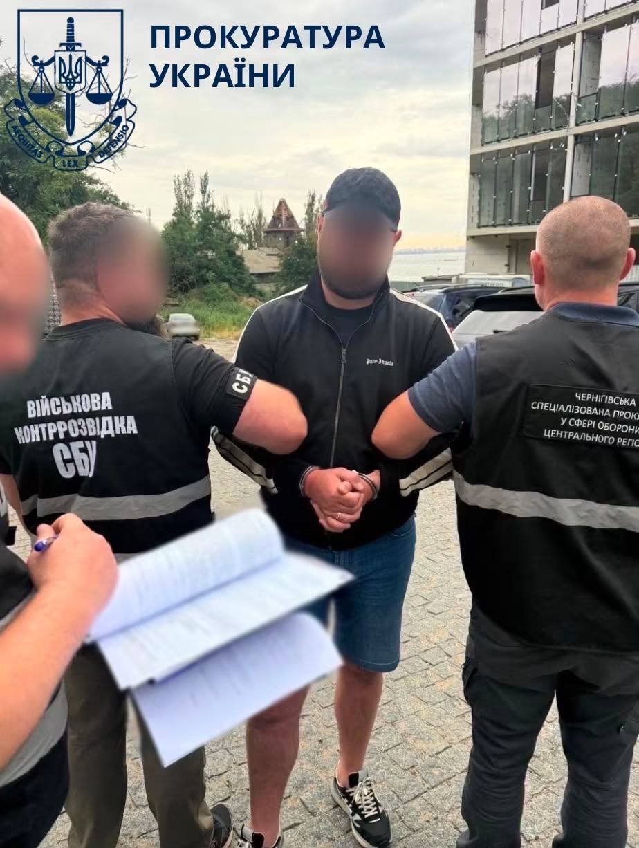 Фіктивно мобілізував 21 чоловіка: начальнику РТЦК на Чернігівщині оголосили підозру